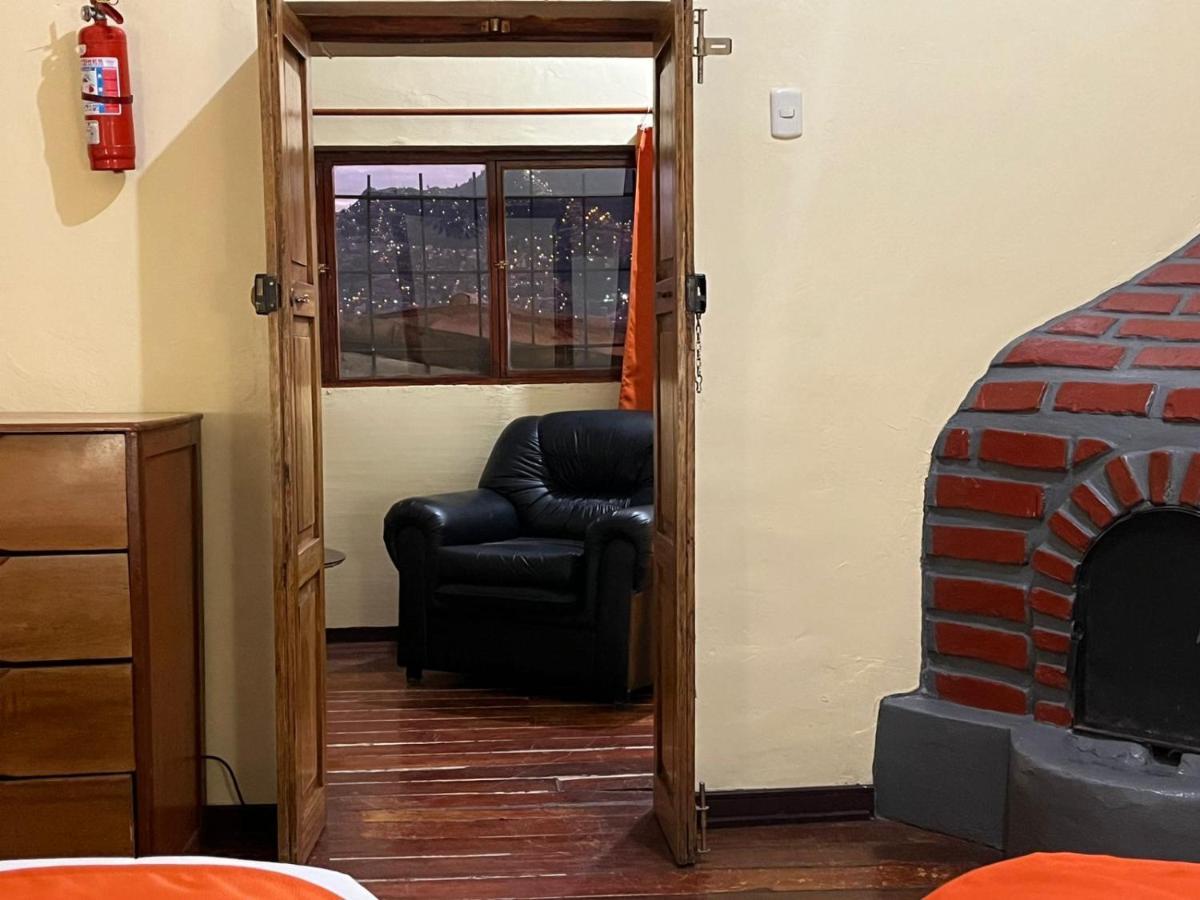 Hotel Hostal Andenes De Alabado Cuzco Exterior foto
