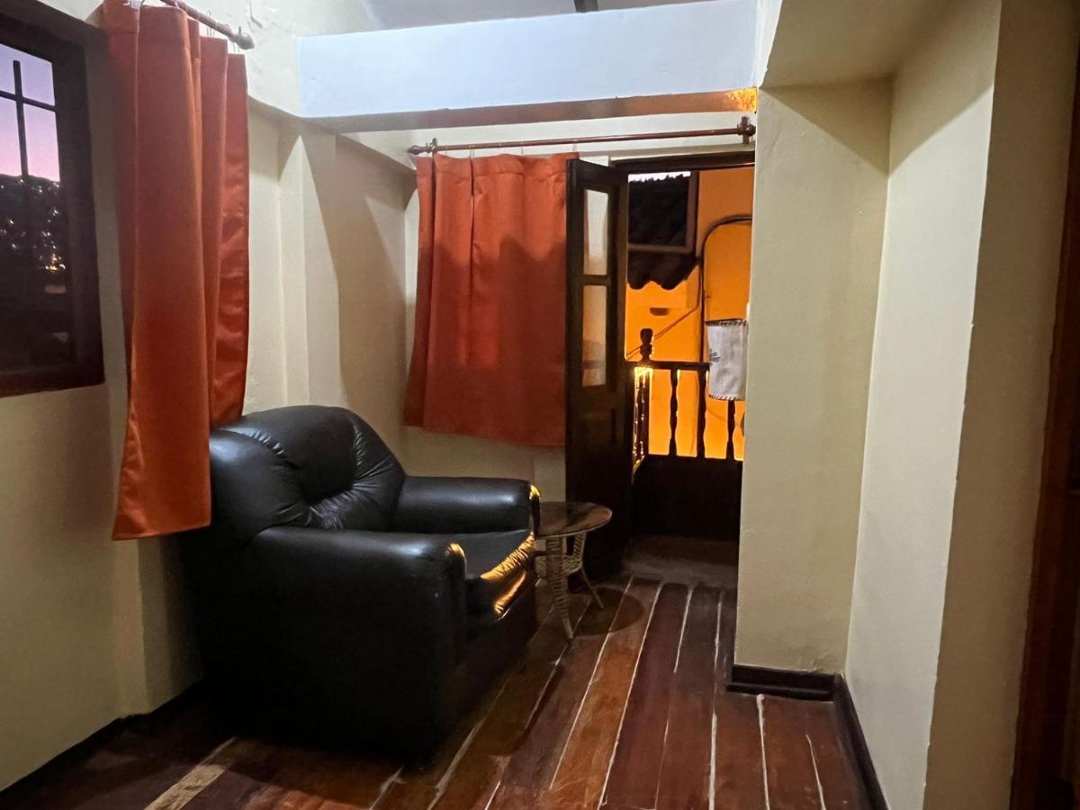 Hotel Hostal Andenes De Alabado Cuzco Exterior foto