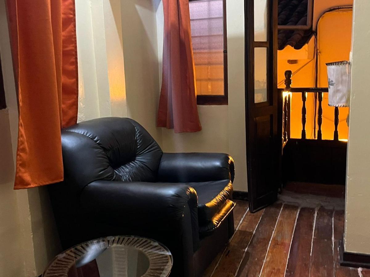 Hotel Hostal Andenes De Alabado Cuzco Exterior foto